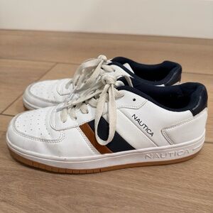 Nautica Noven Boys Youth shoes 4 preppy sneakers nautical